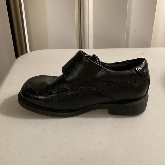 Sz 8W Boy’s Smart fit Black Dress Shoes - Picture 8 of 8